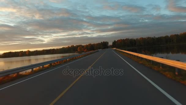 Köra Bil Vyn Perspektiv Väg Solnedgången Tusen Öar Parkway Kanada — Stockvideo