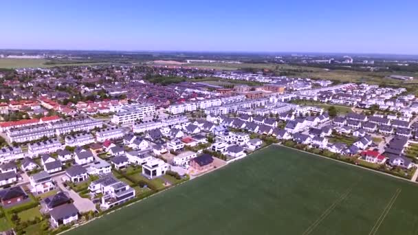 Letecký Pohled Nad Hustě Osídlené Rezidenční Oblast Zelené Městského Osídlení — Stock video