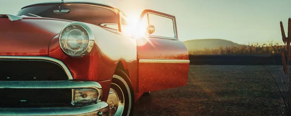 Coche clásico rojo . — Foto de Stock