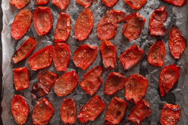 İtalyan kurutulmuş domates