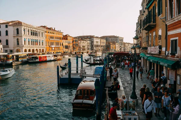 Grand Canal Venice Main Waterway City Lot Tourists Always Walk — 스톡 사진
