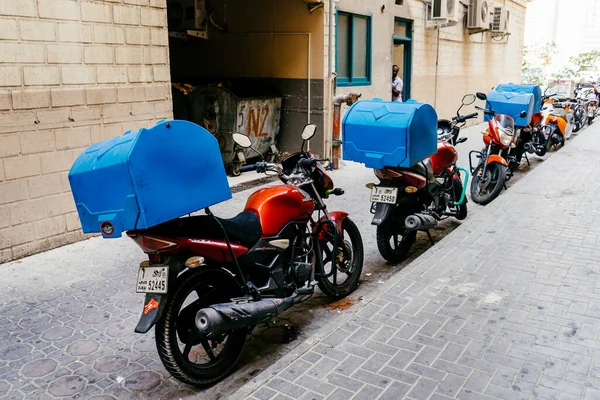 Red Motorcycles Blue Trunks Installed Quick Delivery Food Customers United — Stock Photo, Image