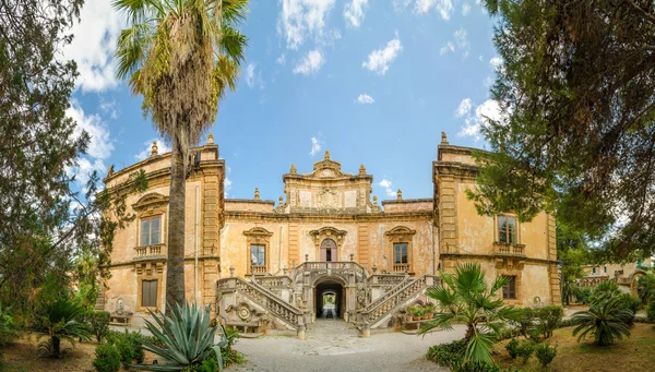 The Villa Palagonia is a patrician villa in Bagheria, Italy. — Stock Photo, Image