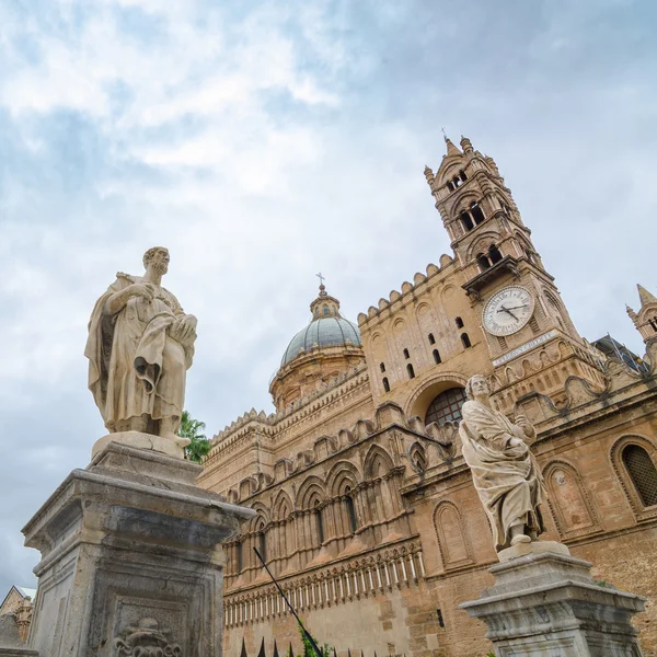 Metropolitan katedralen av antagandet av Jungfru Maria i palermo — Stockfoto