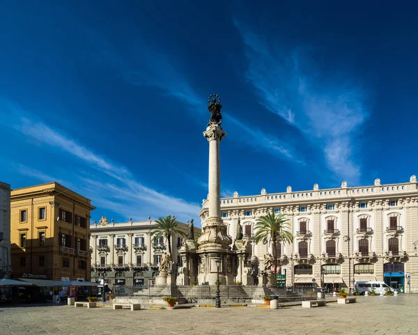 Colonna dell Immacolata in the piazza San Domenico, Palermo. — Stock Photo, Image