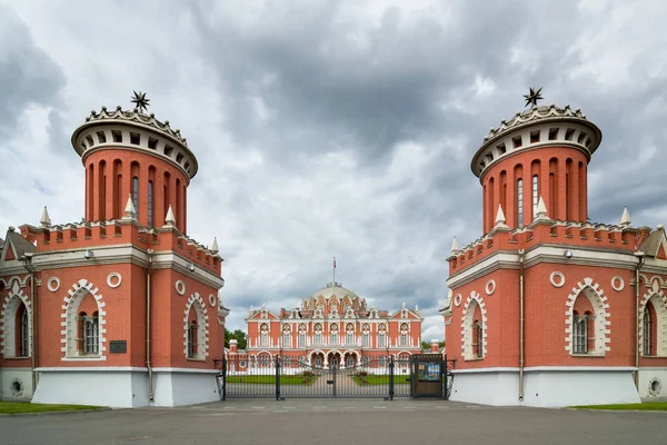 The Petroff Palace in Moscow. Built in neo-gothic style. — Stock Photo, Image