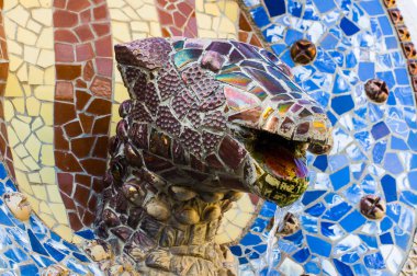 Ejderha başlı kat üzerinde. Barcelona, Katalonya, İspanya.