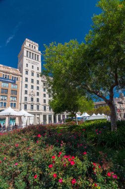 Banc Espanyol De kredi Plaza Catalunya. Barcelona, İspanya.