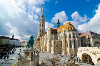 Matthias kilisedir Budapeşte, Macaristan'da bulunan bir Roma Katolik Kilisesi