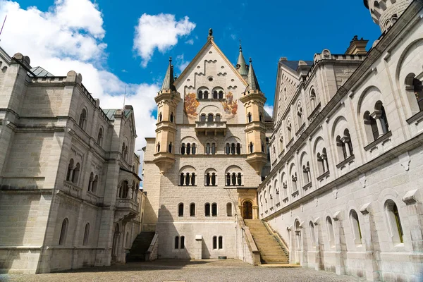 Zámek Neuschwanstein. Pohled z umístění nerealizované kaple — Stock fotografie