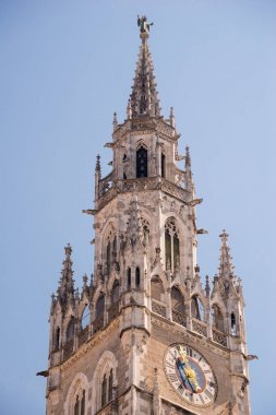 Kule yeni Belediye Binası. Marienplatz, Münih, Almanya