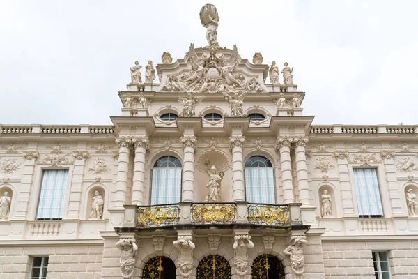 Fachada do Palácio Linderhof. Baviera, Alemanha . — Fotografia de Stock