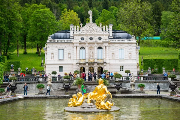 Baviera Alemania Junio 2016 Fuente Parque Del Palacio Linderhof — Foto de Stock