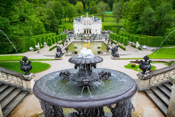 Baviera Alemanha Junho 2016 Vista Frontal Palácio Linderhof Com Bela — Fotografia de Stock