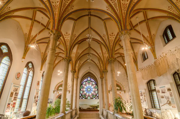 Interiören i slottet Vajdahunyad i Budapest. Museum för jordbruk. — Stockfoto