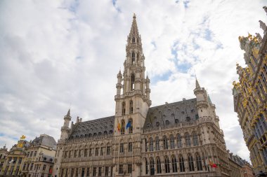 Brüksel Belediye Binası üzerinde Grand place, Brussels, Belçika
