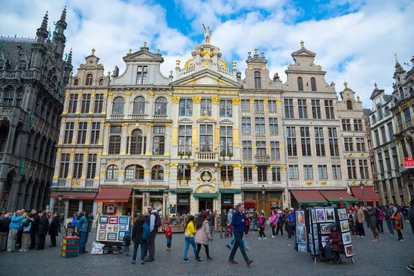 Bruselas Bélgica Abril 2017 Guildhalls Grand Place Grote Markt Plaza — Foto de Stock