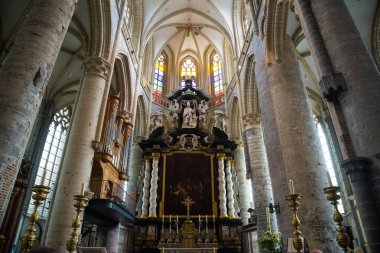 Gent, Belçika - 16 Nisan 2017 Gent, Belçika 'daki Aziz Nicholas Kilisesi' nin güzel manzarası