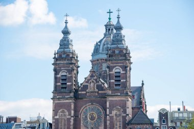 Amsterdam, Hollanda-19 Nisan 2017: Amsterdam kentinde Saint Nicholas Kilisesi, Hollanda