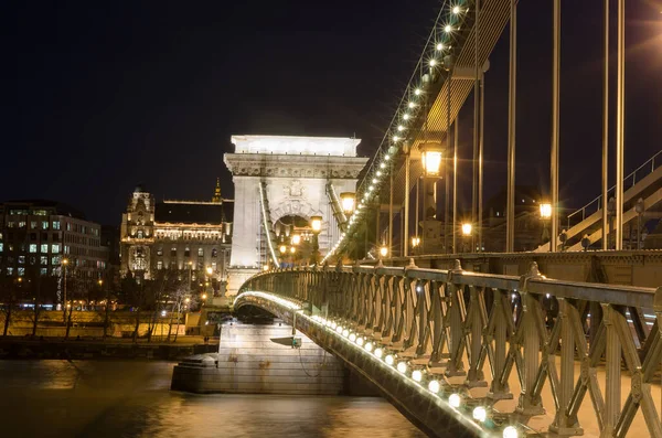Budapest Hungary February 2016 Beautiful Night Budapest Chain Bridge Danube — Stock Photo, Image