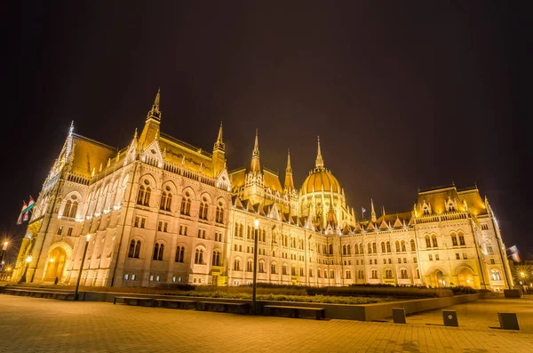 Nachtaufnahme Des Ungarischen Parlamentsgebäudes Budapest Ungarn — Stockfoto