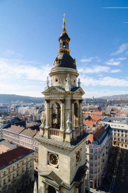 BUDAPEST, HUNGARY - 22 Şubat 2016: Aziz Stephen Bazilikası Budapeşte, Macaristan 'da bulunan bir Roma Katolik bazilikasıdır. Adını Macaristan 'ın ilk kralı Stephen' ın anısına almıştır..