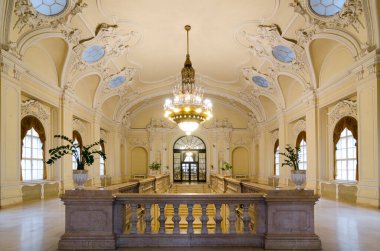 BUDAPEST, HUNGARY - 23 Şubat 2016: Budapeşte, Macaristan 'daki Vajdahunyad şatosunun içi. Salonlardan birinde Tarım Müzesi 'nin bir sergisi var..