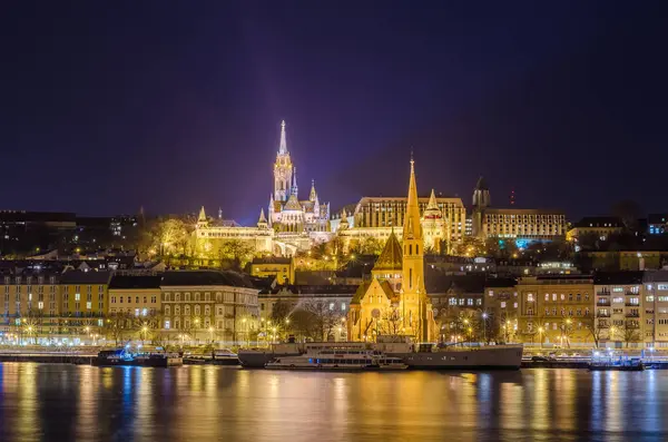 Budapest Bei Nacht Von Der Donau Ungarn — Stockfoto