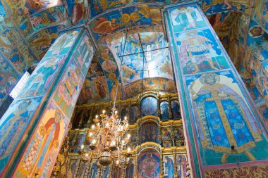 Yaroslavl, Rusya - 8 Mayıs 2016: Yaroslavl 'daki Elijah Kilisesi' nin İçişleri. Altın yüzük, Rusya. UNESCO Dünya Mirası Alanı.