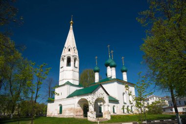 Yaroslavl 'daki Nikola Rubleny Kilisesi. Rusya 'nın Altın Yüzüğü.