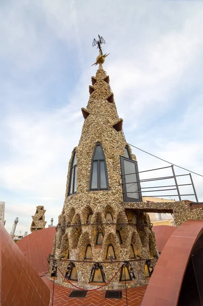 Barcelona Spanien September 2014 Design Taket Palace Guell Gaudi Skorsten — Stockfoto