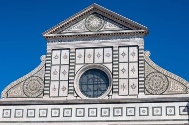 Santa Maria Novella Bazilikası, Floransa, Toscany, İtalya. Floransa 'nın ilk büyük bazilikasıdır ve şehrin başlıca Dominik kilisesidir. Gotik ve erken Rönesans.