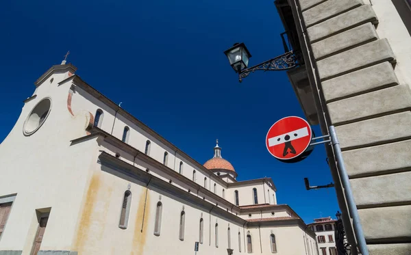 Śmieszny Czerwony Znak Nie Wejścia Bazylika Santa Maria Del Santo — Zdjęcie stockowe