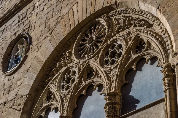 Kirche Orsanmichele Küchengarten Michael Details Des Arkadenerdgeschosses Dekoriert Mit Gotischen lizenzfreie Stockbilder