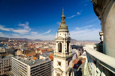 Aziz Stephen Bazilikası, Macaristan 'ın Budapeşte kentinde bulunan bir Roma Katolik bazilikasıdır. Adını Macaristan 'ın ilk kralı Stephen' ın anısına almıştır..
