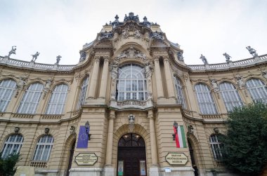 BUDAPEST, HUNGARY - 23 Şubat 2016: Macaristan 'ın Budapeşte kentindeki Tarım Müzesi' nin dışı