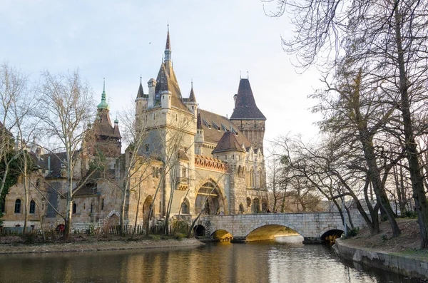 Budapest Ungarn Februar 2016 Schloss Vajdahunyad Ist Ein Schloss Stadtpark lizenzfreie Stockfotos