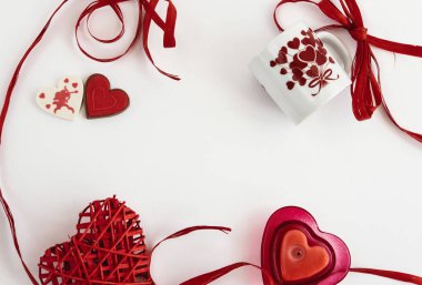 Sevgililer günü için sevginin şık nesneleri 