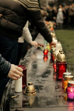 kalabalık insanlar aydınlatma mum