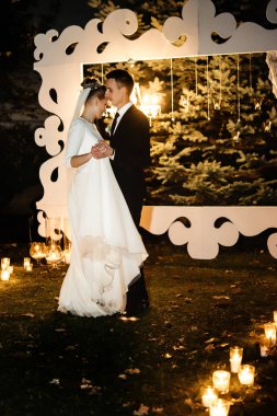 muhteşem gelin ve şık damat 