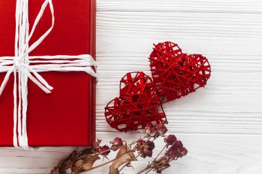 Sevgililer günün kutlu olsun.