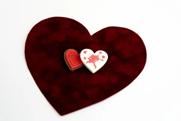 Twee stijlvolle hart cookies — Stockfoto