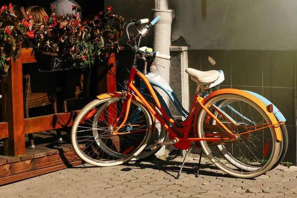 Piękne kolorowe rowery — Zdjęcie stockowe