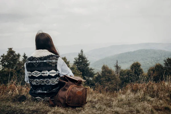 Hipster dla podróżujących z plecakiem — Zdjęcie stockowe