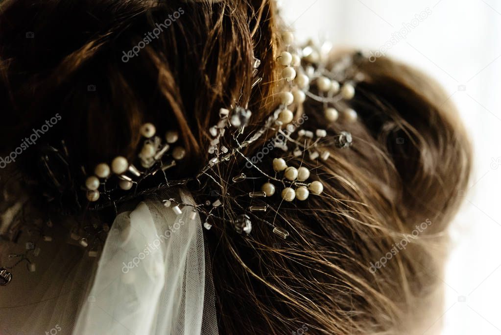 gorgeous elegant bride hair style 