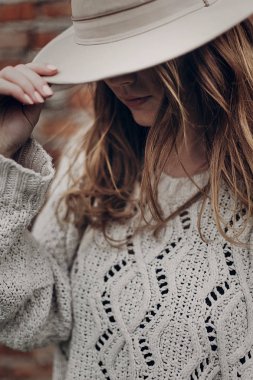 şık hipster kadın