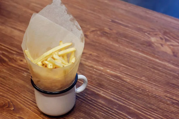 patates kızartması şık Kupası'nda görev yaptı.