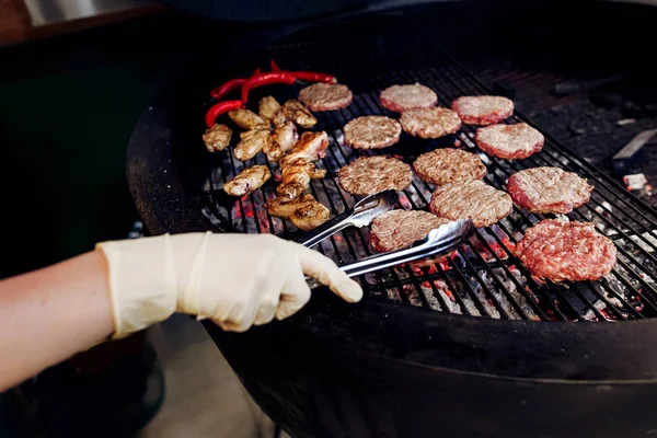 Carne di maiale e cotolette di pollo — Foto Stock