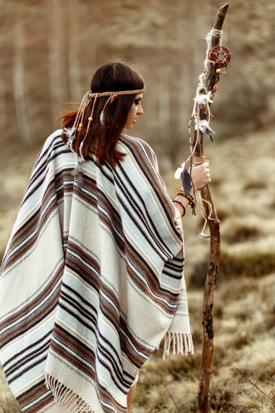 Native indian american woman — Stock Photo, Image