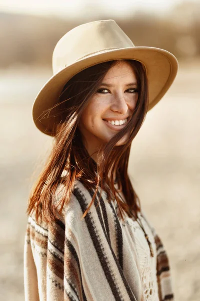 Beautiful woman hipster portrait — Stock Photo, Image